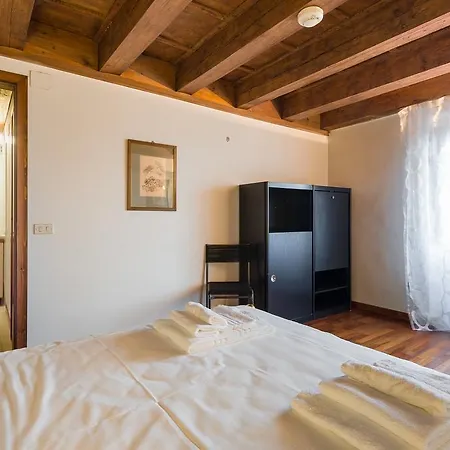 Apartment Canossa