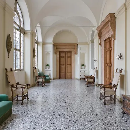 Canossa Apartmán Verona